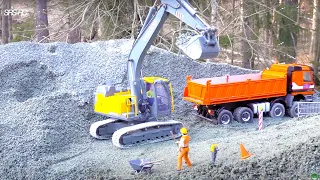 RC TRUCK ACTION AT THE QUARRY// RC VOLVO LOADING TIPPER// HARD TERRAIN FOR KOMATSU MD65// MB ACTROS