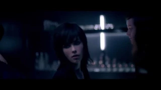 Yves Saint Laurent BLACK OPIUM ad