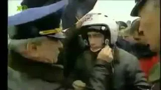 extra3 -  'Putin Kampfschlumpf' [06.12.2007].mp4