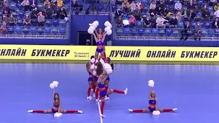 Черлидинг шоу Lucky Demons Cheerleaders - официальная группа поддержки ПГК ЦСКА