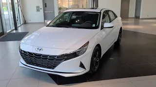 2022 Hyundai Elantra Preferred Sun &tech