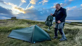 Tiny tent camping - My 22l backpack wild camp setup