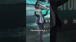 Messier’s got the Cup again 🏆