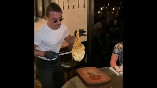 Nusret - He loves my Golden Steak (Conor Mcgregor)