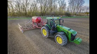 John Deere 8370R & Horsch Pronto 8 DC | Setí jarního ječmene | Paseka Zemědělská a.s. | 2024