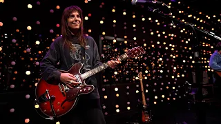 Angie McMahon - Letting Go (Live on KEXP)
