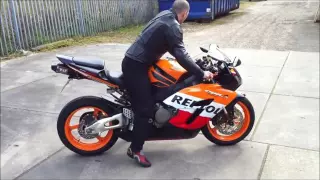 Honda CBR 1000RR Repsol, decibel measuring+Burnout!! Brutal sound