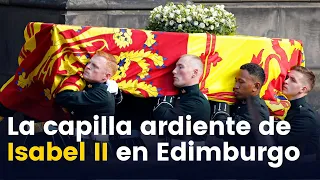 Miles de personas dan el último adiós a Isabel II en la capilla ardiente en Edimburgo (13/09/2022)