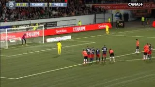 Crazy! PSG Defender Mamadou Sakho Tries To Save A Penalty vs. Lorient