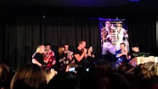 2012 Supernatural Dallas Con - Karaoke - Hopelessly Devoted To You Sebastian