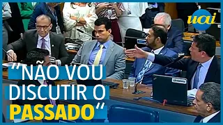 Sergio Moro bate boca com senador petista