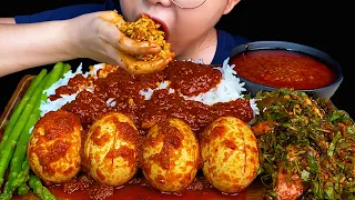 MUKBANG EATING||SPICY BOILED CHICKEN EGG TOMATO CURRY & CENTELLA ASIATICA LEAF SALAD
