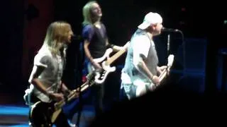 Black Stone Cherry - Change (live Birmingham Lg Arena 22nd November 2011)