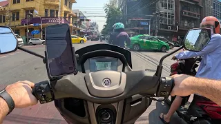 Traffic filtering in Bangkok 2024 - Yamaha Nmax 155 (POV)