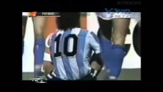 Patadas de Gentile a Maradona