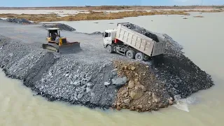 Really Great Excellent! Skill Operator Bulldozer Pushing Stone Build New Road Connection Land border