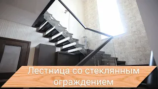 Лестница на металлическом каркасе