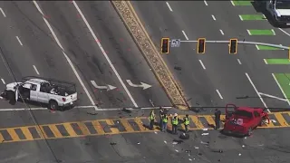 Truck driver runs red light, bicyclist killed in San Jose: police