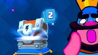 ТАКОЕ РЕДКО СЛУЧАЕТСЯ - ВЫБИЛ 2 ЛЕГИ С СУНДУКА С МОЛНИЕЙ | Clash Royale