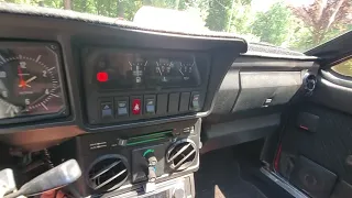 1986 Alfa Romeo GTV6 Hot engine start.