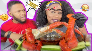 DRAWING MY EYEBROWS SUPER UGLY PRANK & 2 WHOLE LOBSTER MUKBANG