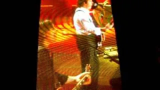 Paul McCartney Performs "Ob-La-Di, Ob-La-Da" At Chicago's Wrigley Field
