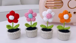 How to Crochet Mini Flower Pots With Wool?