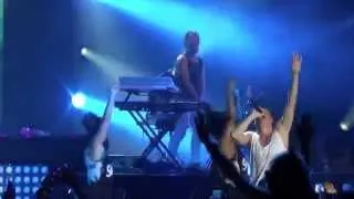 Macklemore   "Can't hold us"   Concert in Monaco 20 august