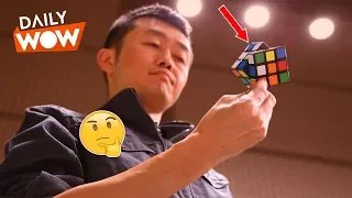 The self-solving rubiks cube