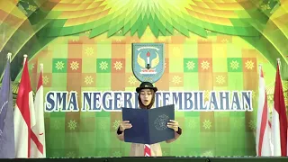 "GIAT LOMBA PENGUCAPAN PEMBUKAAN UUD 1945 PUTRI"