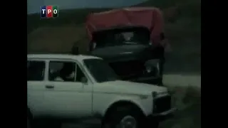 Кодекс молчания-2 (1993) 3 серия - car chase scene #1