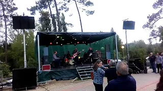 Em festa do tremoço olhos da fervença em cadima