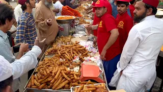 Biggest Iftar In Pakistan | Rush on Ramadan Street Food Iftar | Street Food of Karachi Pakistan 2023