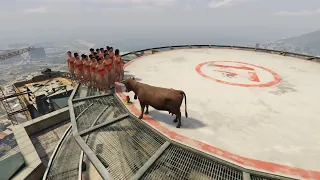 GTA 5 Cow vs Girls