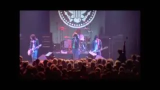 Ramones- Live The Rainbow Theatre London, England 12-31-1977 (PART 2)