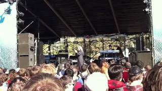 Omar Souleyman - Leh Jani - Live @ Fun Fun Fun Fest 2011 - Austin, TX