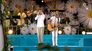 Gustaf & Viktor Norén – ”Walk With You” - Lotta på Liseberg (TV4)