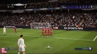 FIFA 18 Roberto Carlos IMPOSSIBLE FREE KICK