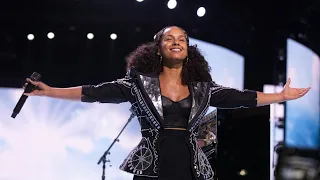 Alicia Keys - "Holy War" (Live from WE Day California)