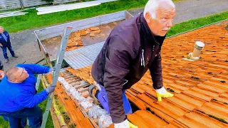 ROOF DEMOLITION | TILES+BATTENS ARE TORN OFF | with Manni & Hermann | funny german construction work