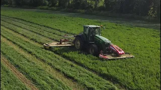 John Deere 7930 Pottinger Triple Mower Cutting Alfalfa