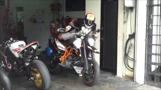 2011 KTM 990 Supermoto R test ride