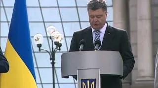 President Poroshenko oversees military parade in Kyiv to mark Ukrainian Independence Day