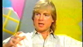 Justin Hayward with "Silverbird" at the english TV Channel "MusicBox"  ,1985