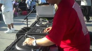 Kid Capri spinning 45's at crotona park "Tools of war" part 3/9