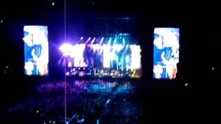 Paul McCartney LIVE in Wrigleyville, Chicago ~ Golden Slumbers, Carry That Weight, The End ~