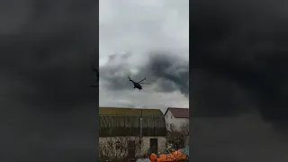 Гостомель атакують понад 20 вертольотів окупантів