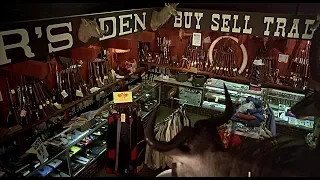 The gun store (Dawn of the Dead - 1978)