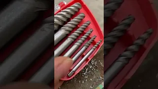 This tool can help you quickly remove broken screws