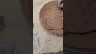 Техніка ліплення з глини. Тарілка. #кераміка #урокидлядітей